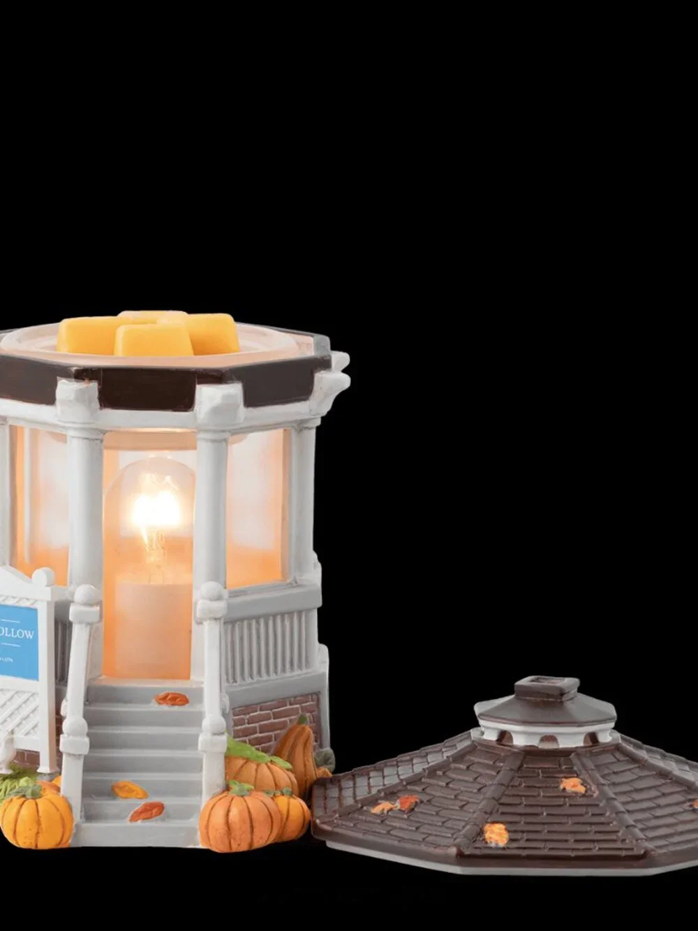 Complete Set of Gilmore Girls Scentsy Gazebo Warmer & 4 Wax Bars - Picture 4 of 5